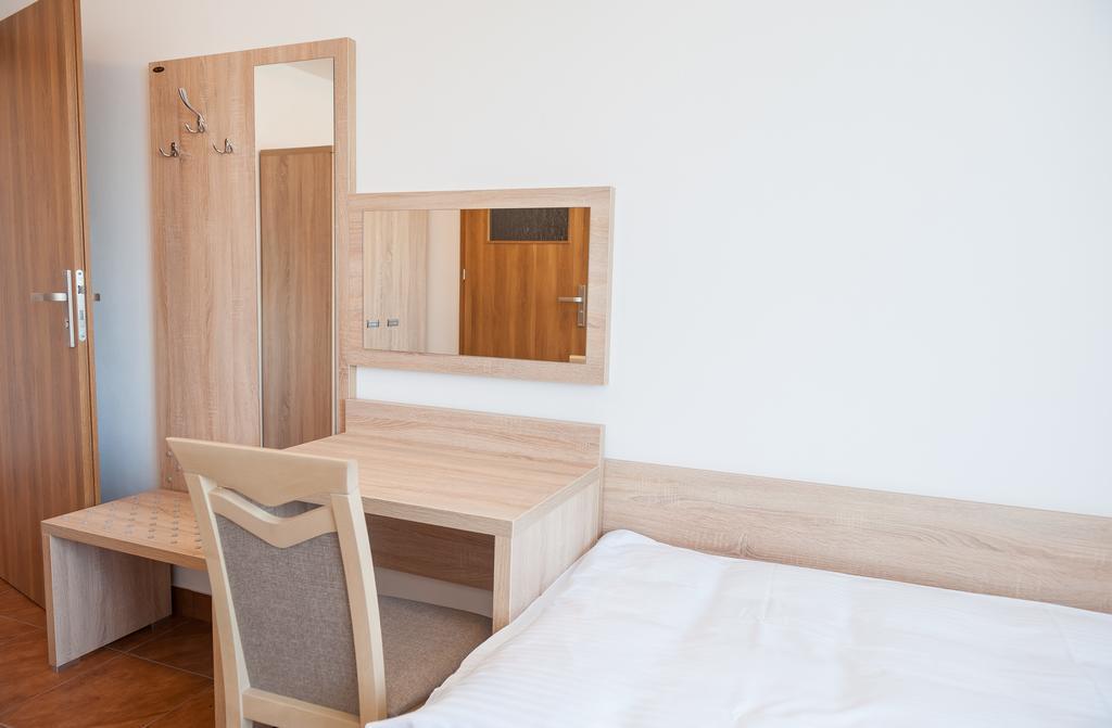 Patra Bed & Breakfast Warsaw Ngoại thất bức ảnh