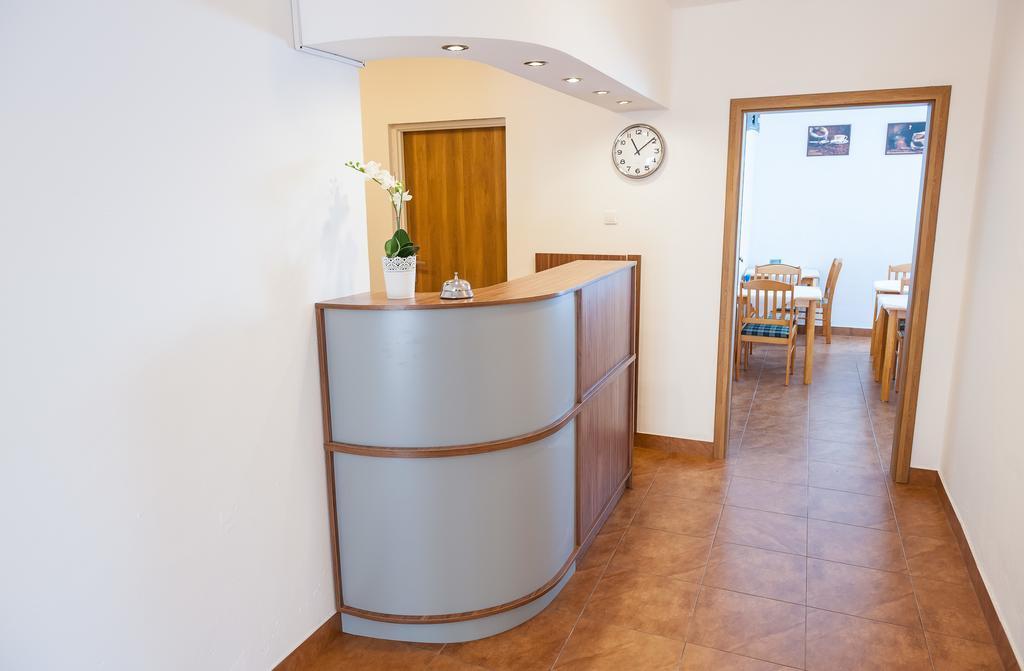 Patra Bed & Breakfast Warsaw Ngoại thất bức ảnh
