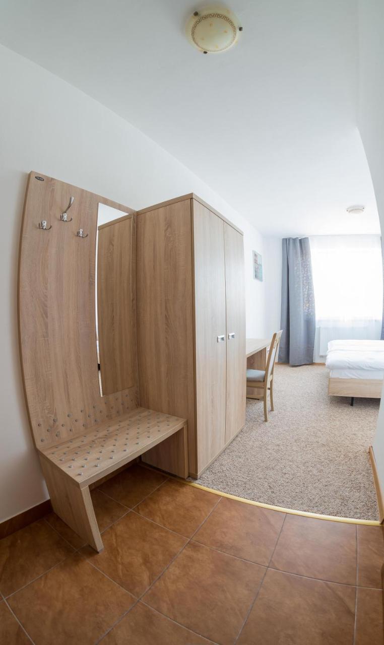 Patra Bed & Breakfast Warsaw Ngoại thất bức ảnh