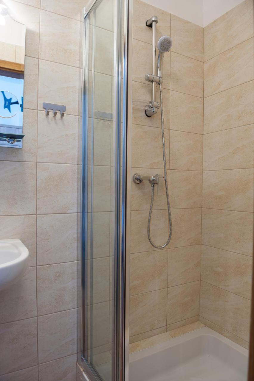 Patra Bed & Breakfast Warsaw Ngoại thất bức ảnh