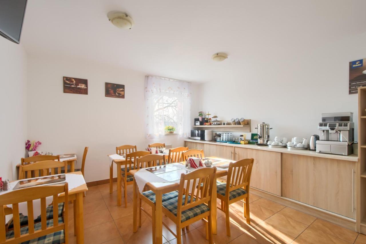 Patra Bed & Breakfast Warsaw Ngoại thất bức ảnh