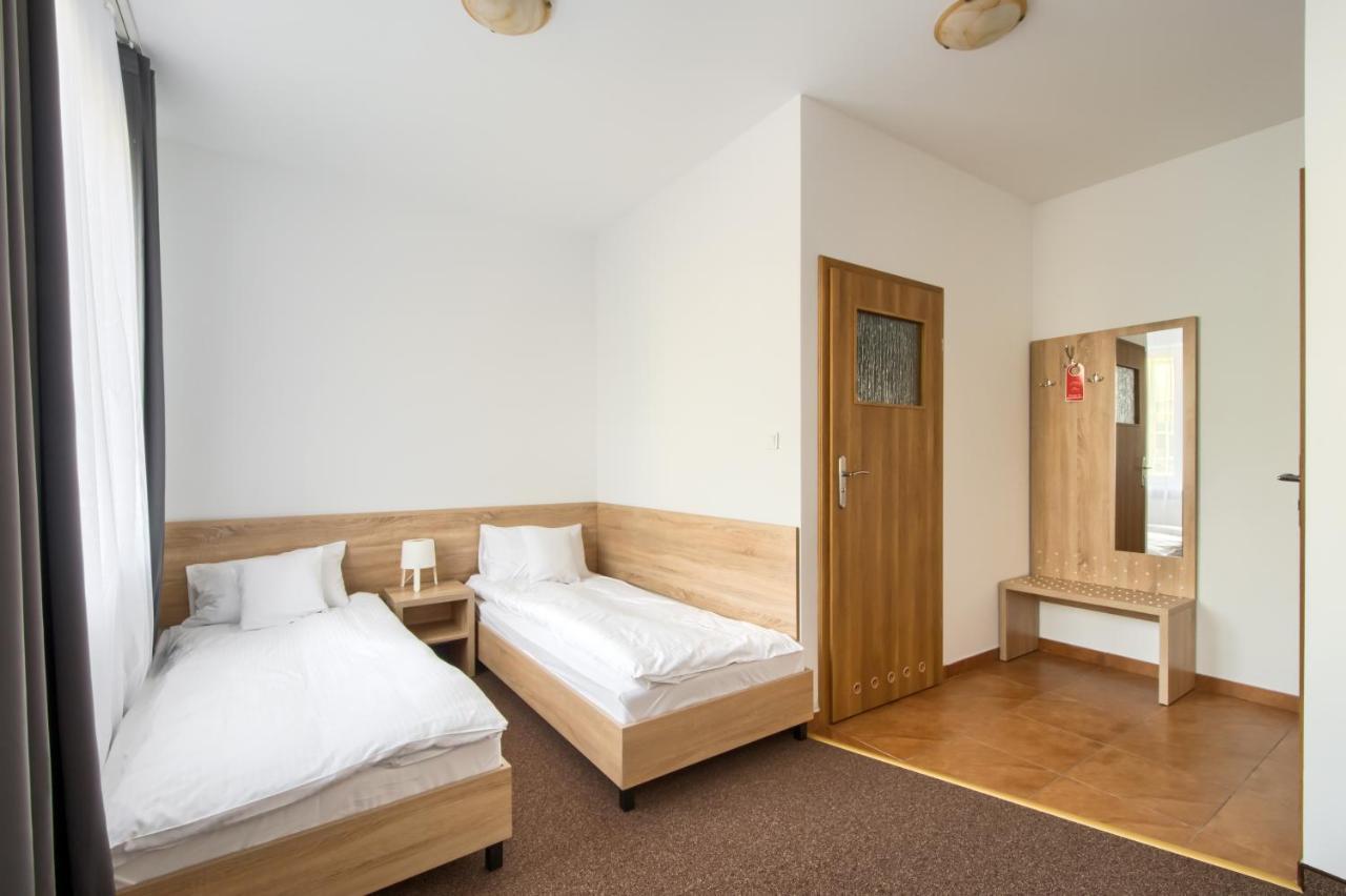 Patra Bed & Breakfast Warsaw Ngoại thất bức ảnh