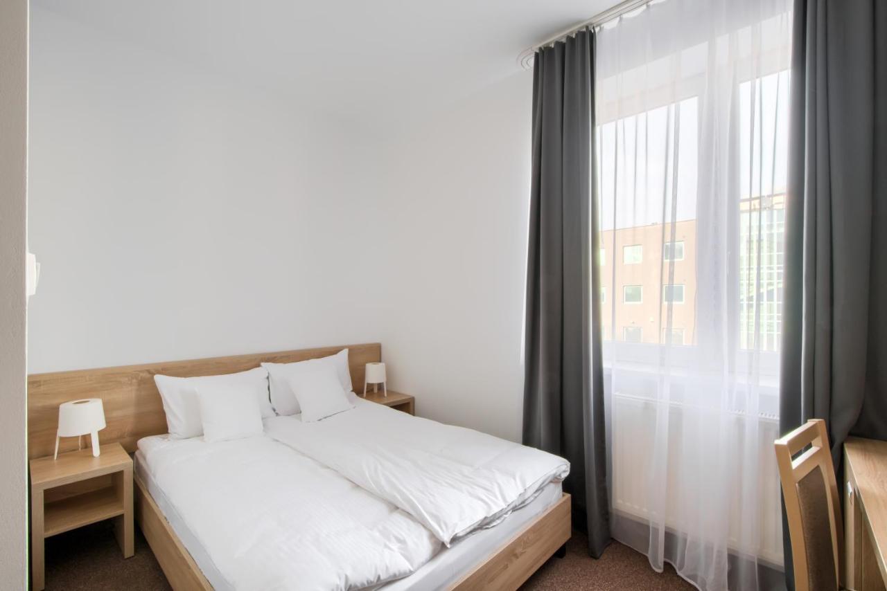 Patra Bed & Breakfast Warsaw Ngoại thất bức ảnh